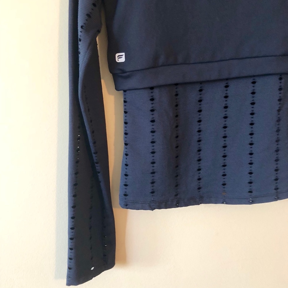 {Fabletics} Shelby LS - Picture 4 of 8